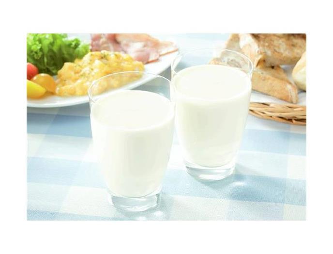 ｅ霧島のおいしい牛乳（常温保存可能品）