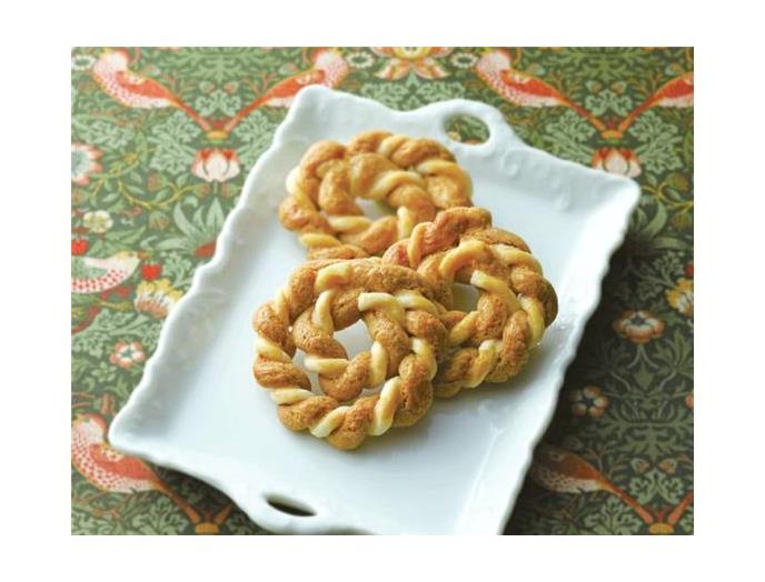 パイビスブローチ