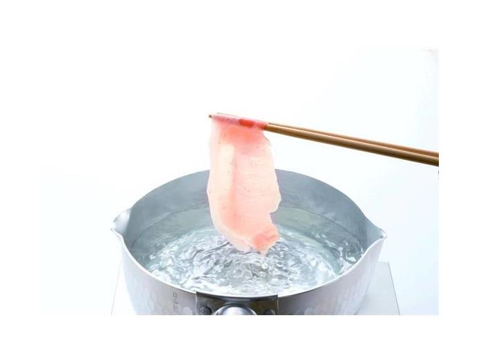 国産豚ロースしゃぶしゃぶ用（１．４ｍｍスライス）