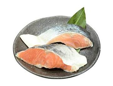 皿：直径約18ｃｍ