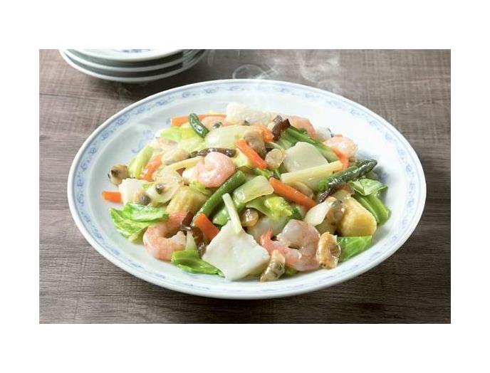 葉野菜を加える　海鮮八宝菜