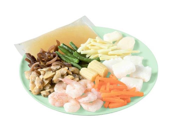 葉野菜を加える　海鮮八宝菜