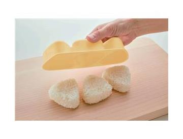 抗菌おにぎり押し型３個（具材用くぼみ付）