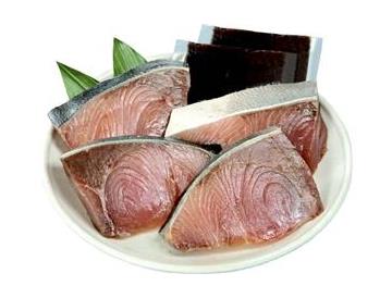 皿：直径約20cm