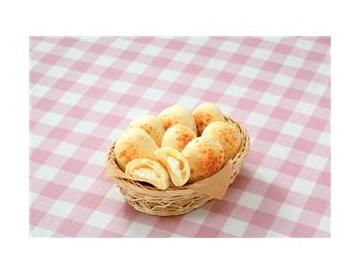 とろけるチーズのもちもちしたパン