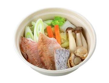 皿：直径約15cm