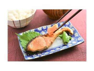 塩秋鮭切身（甘口）