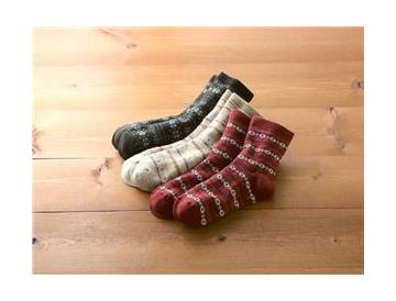 ブラック・ベージュ・エンジ