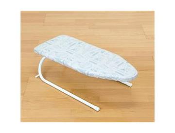 ※アイロン台は付いていません。