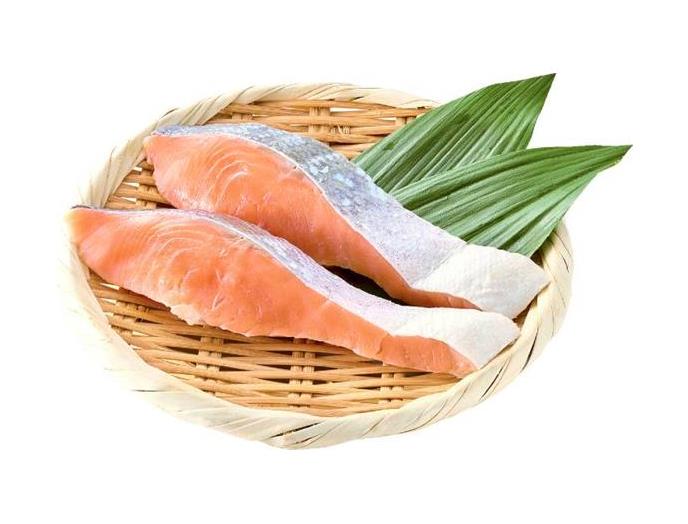 袋ごとレンジで　天然銀鮭切身（甘口）