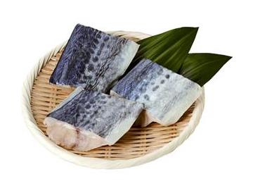 ざる：直径約２０ｃｍ