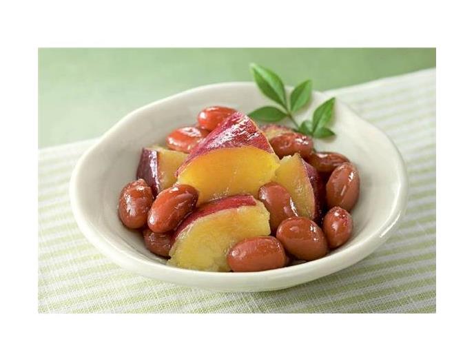 さつまいもときんとき豆の煮物