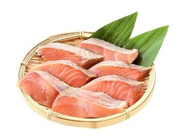 ざる：直径約１５ｃｍ