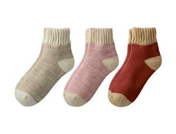 ブラウン・ピンク・エンジ