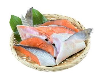 ざる：直径約18cm