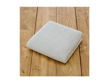 グレーベージュ