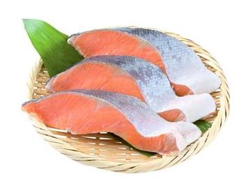 ざる：直径約20cm