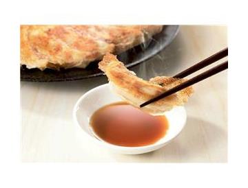 水・油いらずパリッと羽根つきの餃子