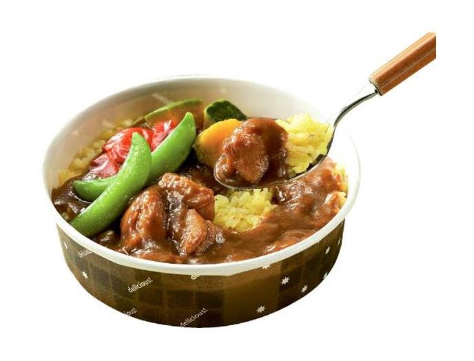 彩り野菜の入ったごろっとチキンカレー