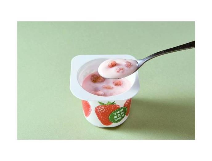 おいしく果実いちごヨーグルト