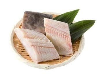 ざる：直径約18ｃｍ