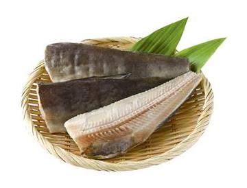 ざる：直径約20ｃｍ