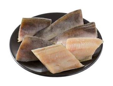 皿：直径約１９cm